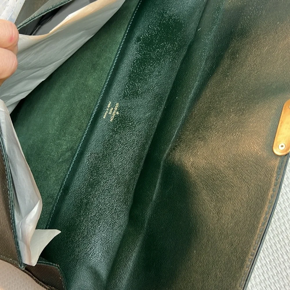LV Green Taiga Laguito Briefcase 💼 Auth. Brass hardware vintage size 15:11:2”